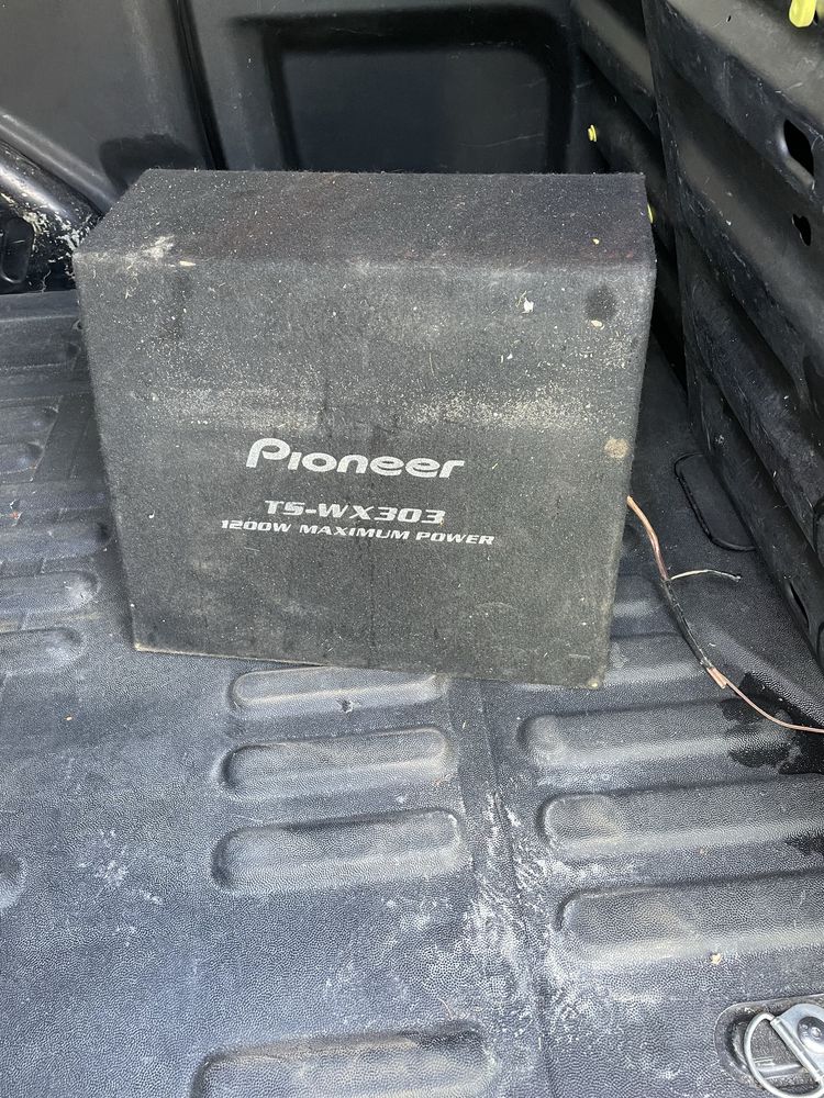 Сабвуфер Pioneer TS -wx303 1200w