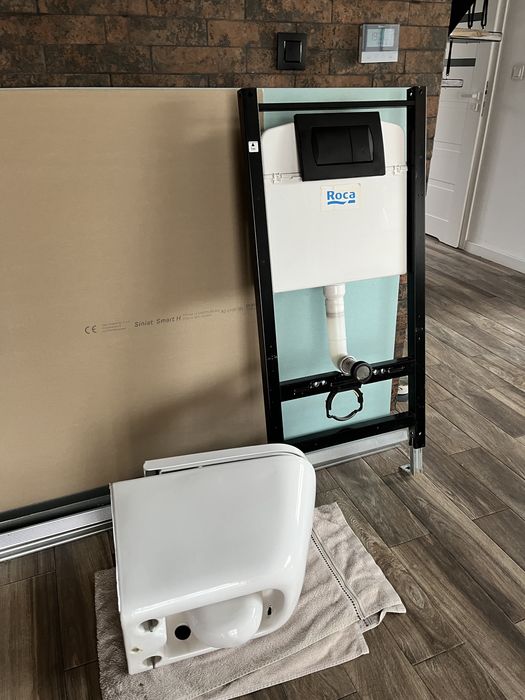 Zestaw podtynkowy Roca z misa w bardzo dobrym stanie