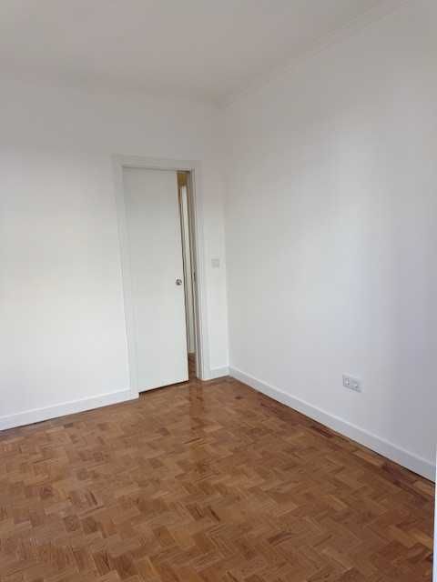 Apartamento de 3 quartos totalmente remodelado e equipado