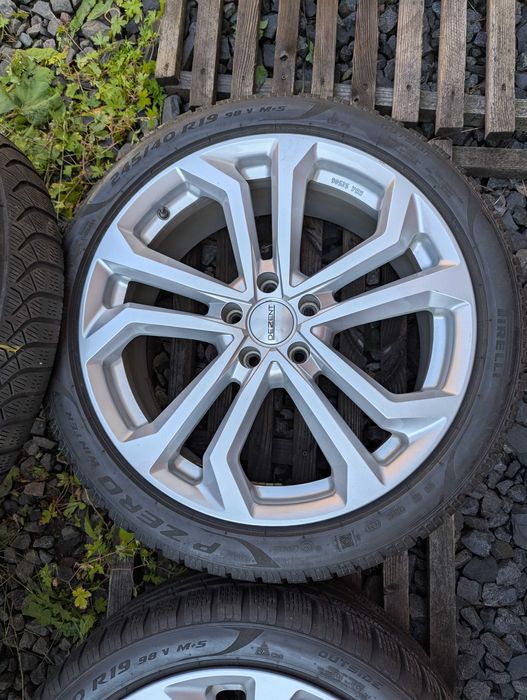 диски VW Mercedes Audi BMW Skoda 8Jx19 5x112 ET39 шини 245/40R19 зима