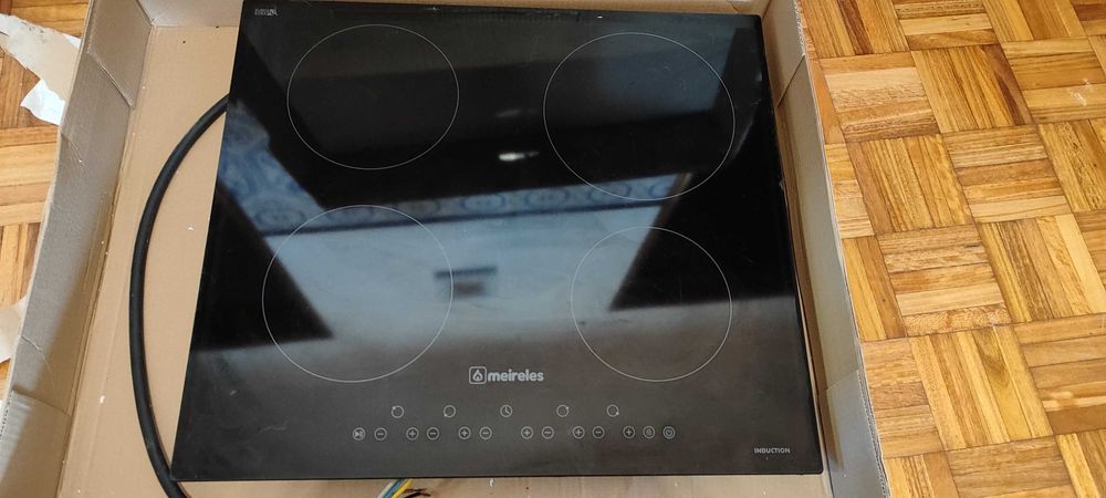 Placa de indução Meireles (avariada) para retirada de peças