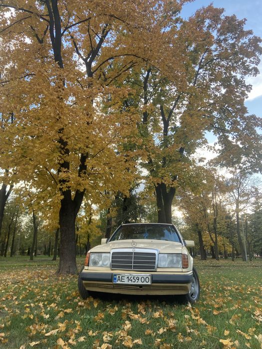 Мерседес W124 2.5Diezel