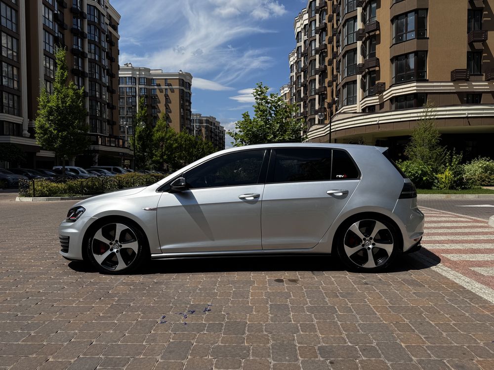 Volkswagen GTI 7.5 2015 год