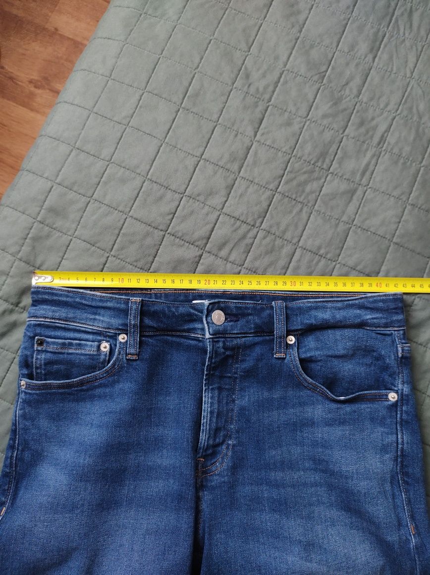 Calvin Klein Jeans rozmiar S spodenki jeansowe męskie
