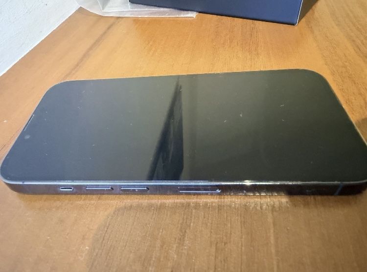 Iphone 13 pro dobry stan