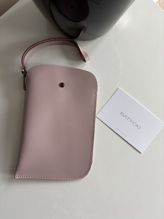 Etui skórzane batycki nowe różowe
