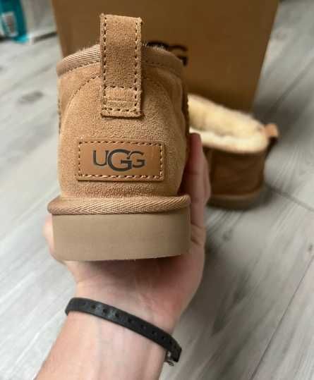Śniegowce UGG classic super mini kasztanowy EU37