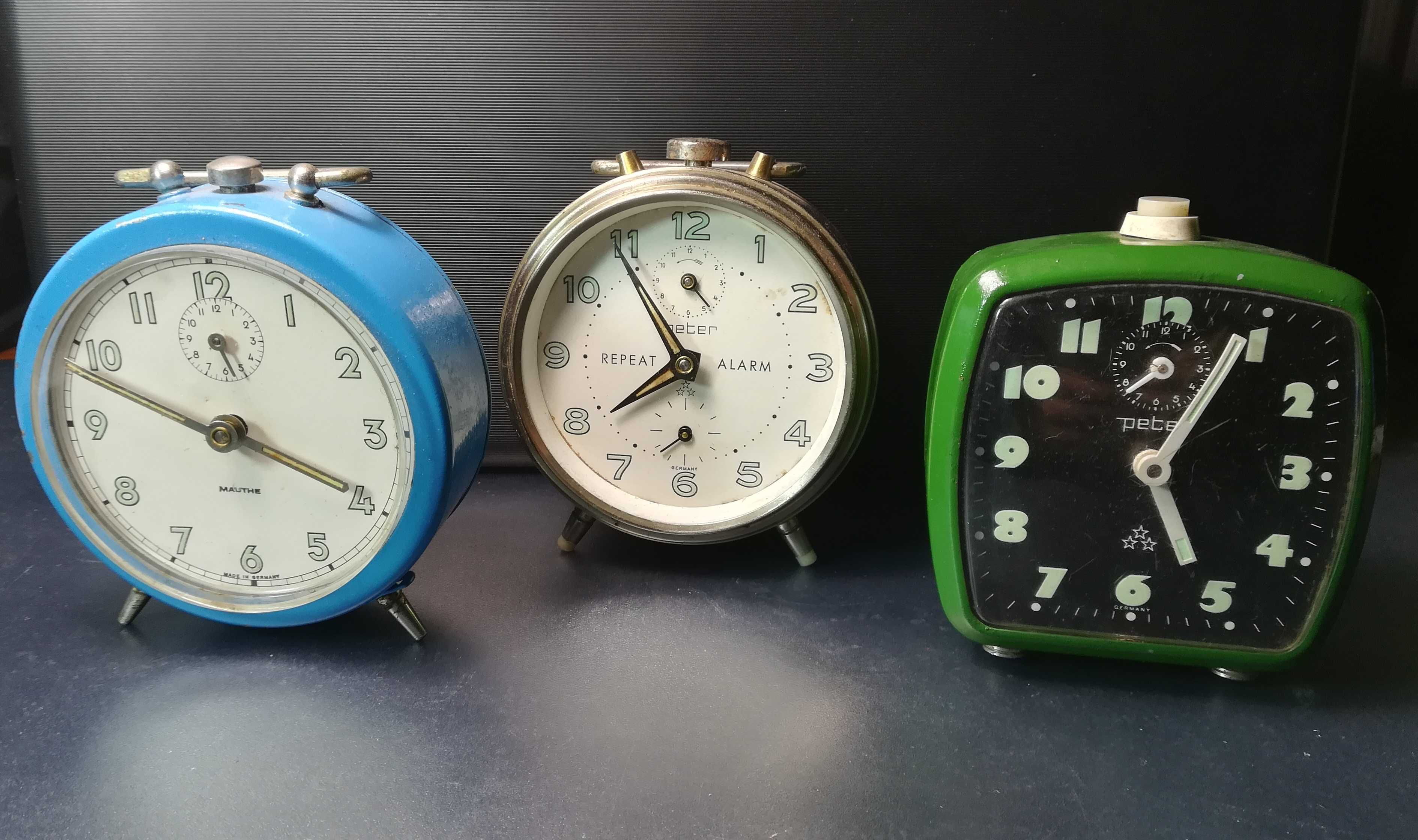 Relógios despertadores antigos