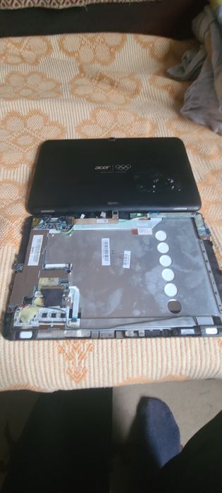продам планшет Aser iconia tab a200 на запчасти
