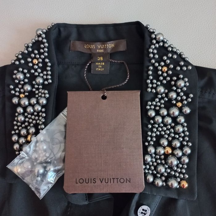 Louis Vuitton! Оригінал! Шикарна нова жіноча блуза сорочка.