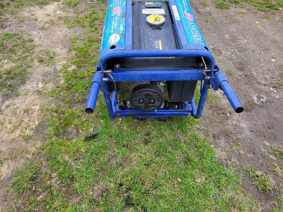 Agregat , Briggs  & stratton  profesjonalny sprzęt