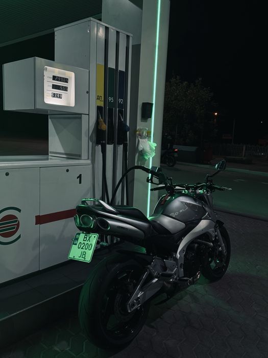 Suzuki GSR 600 2006