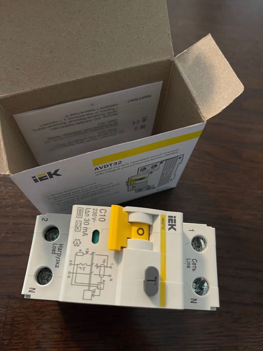 Автоматичний вимикач диференціального струму АВДТ32 С40 30мА новий
