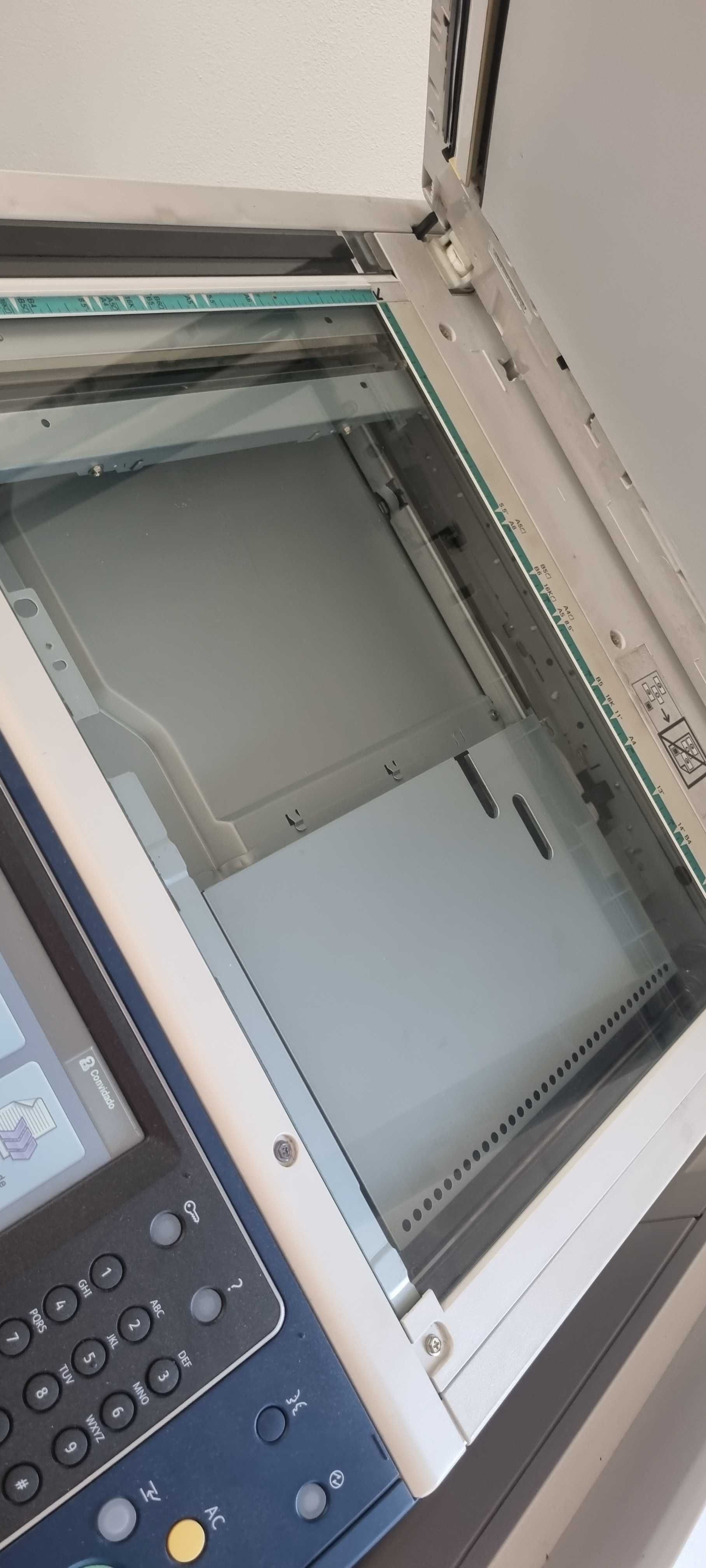 Impressora multifunções Xerox 7545