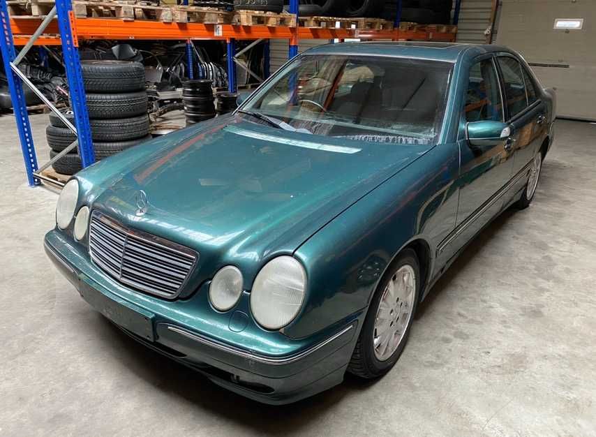 Бампер+капот+фара+туманка комплект Mercedes w211 210 202 208
