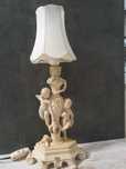 Lampa stojąca z amorami alabaster PRL Działa