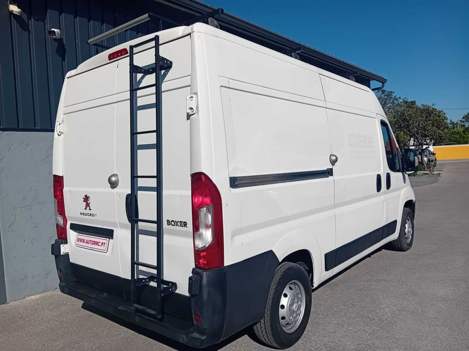 Peugeot Boxer 2.0 hdi 3 L tecto alto c/IVA ( avaria mecânica )