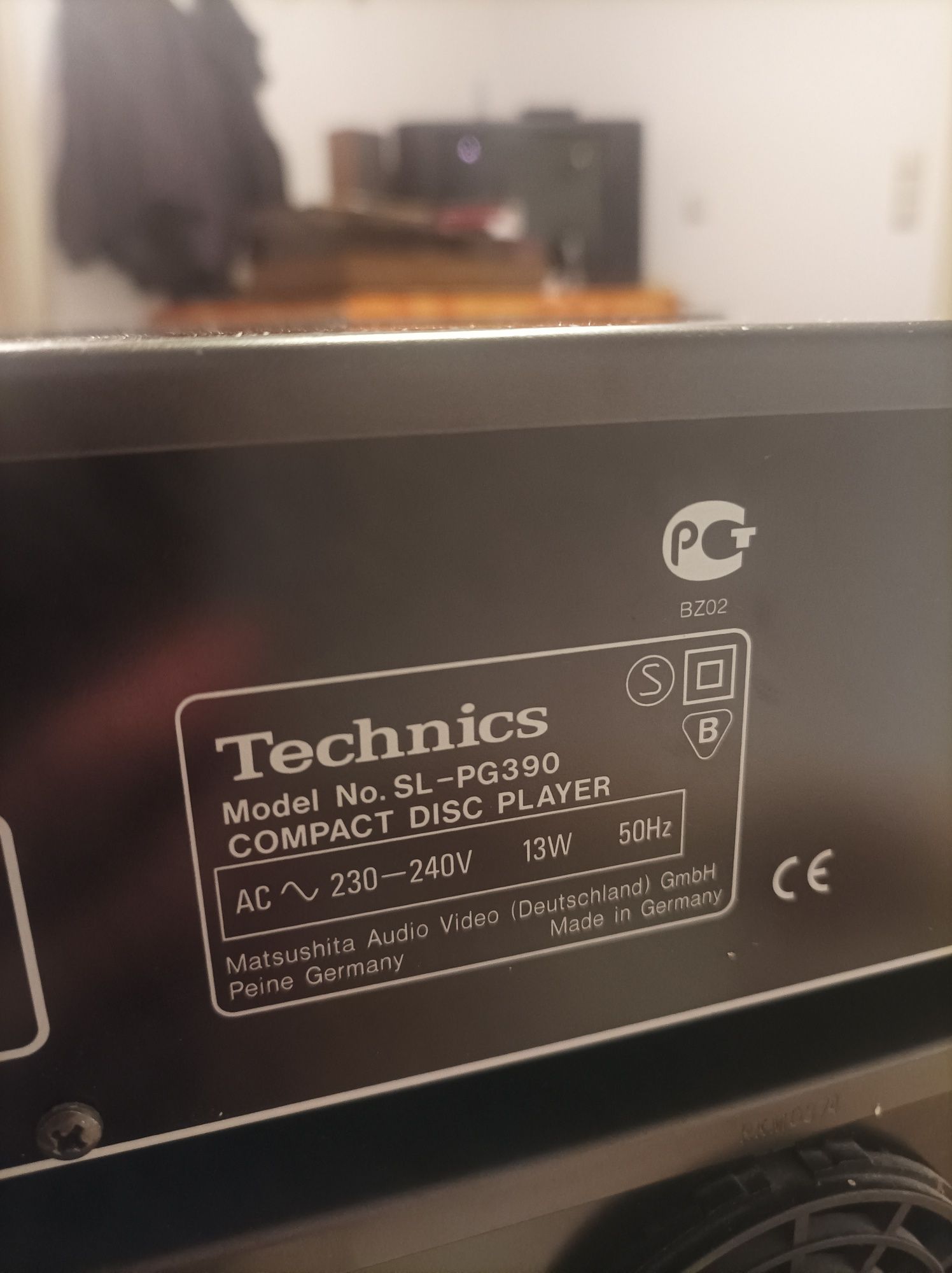 CD Technics SL-PG390 SUPER