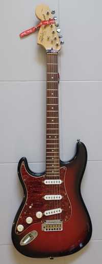 13- Squier Fender, stratocaster LH