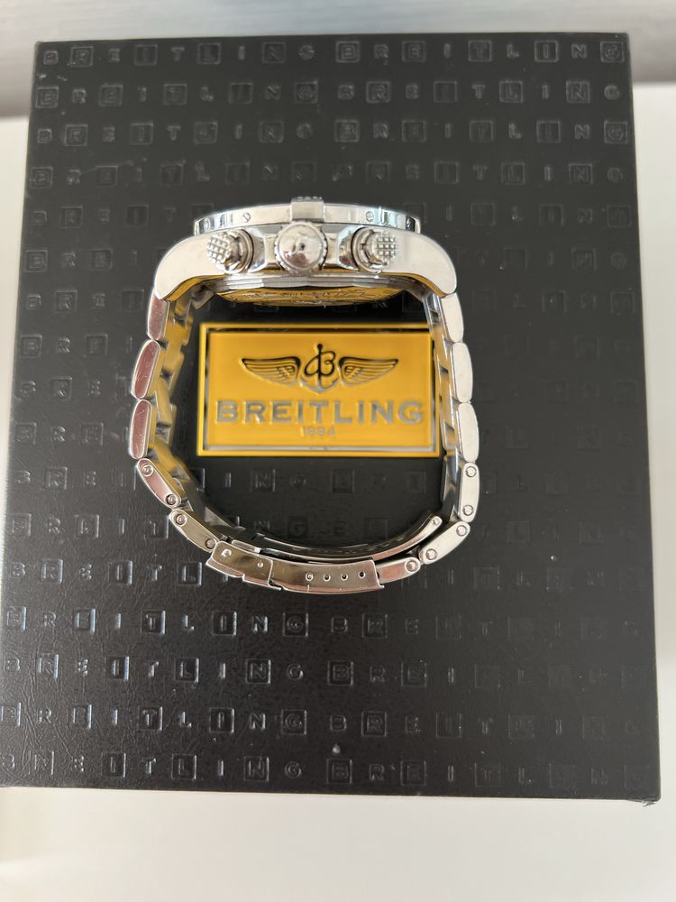 Breitling Avenger II Chronograph – komplet, stan bardzo dobry