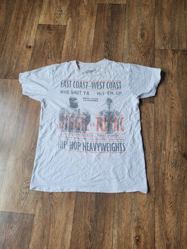 Biggie vs 2Pac east coast vs west coast t-shirt