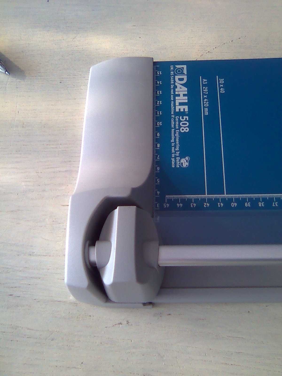 Gilotyna do papieru DAHLE 508 A3 automatyczny dociskiem + mała gratis