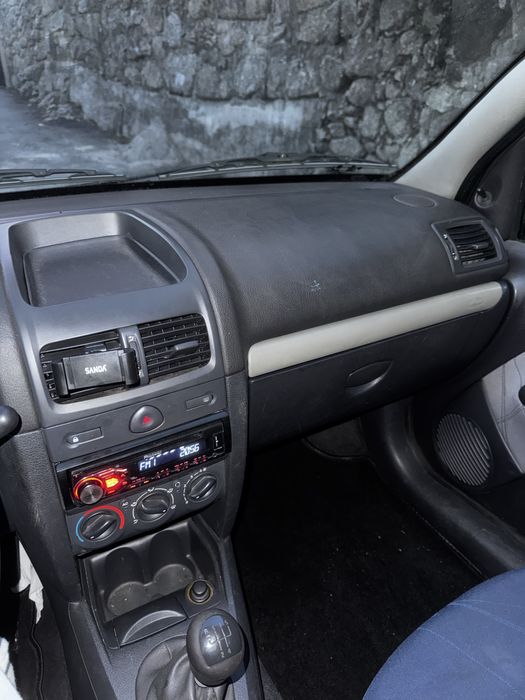 Renault Clio 1.5 dCi – 2001