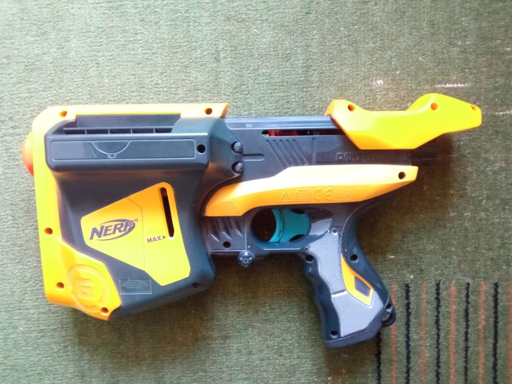 Бластер Nerf Dart Tag