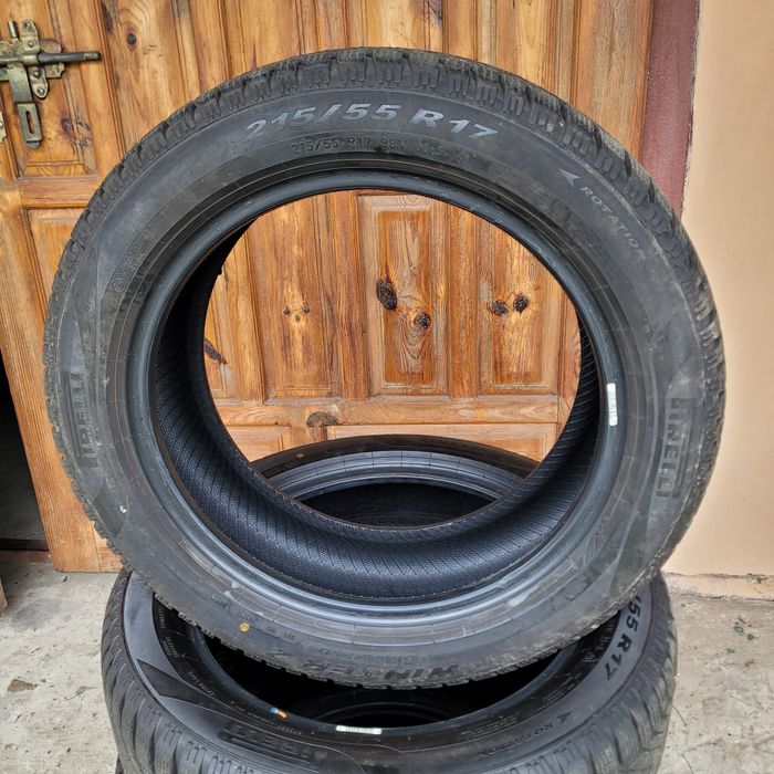 Шини зимові 215/55/17/Pirelli cinturato winter 2