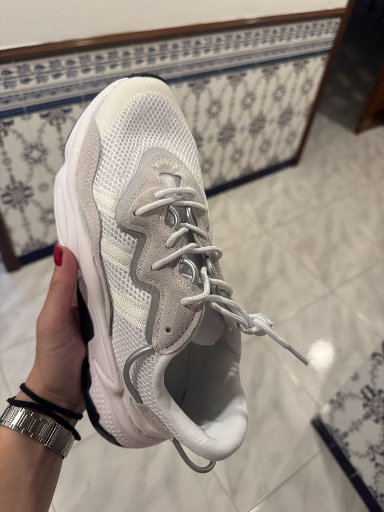 Tenis adidas ozweego adiprene beges