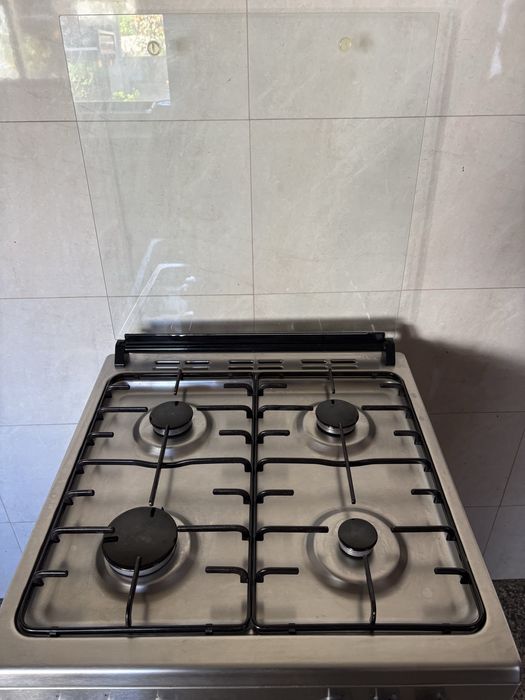 Fogão a Gás e Forno Eletrico