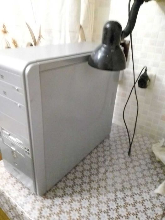 AMD Phenom II X6 с кулером-башней, корпус АТХ