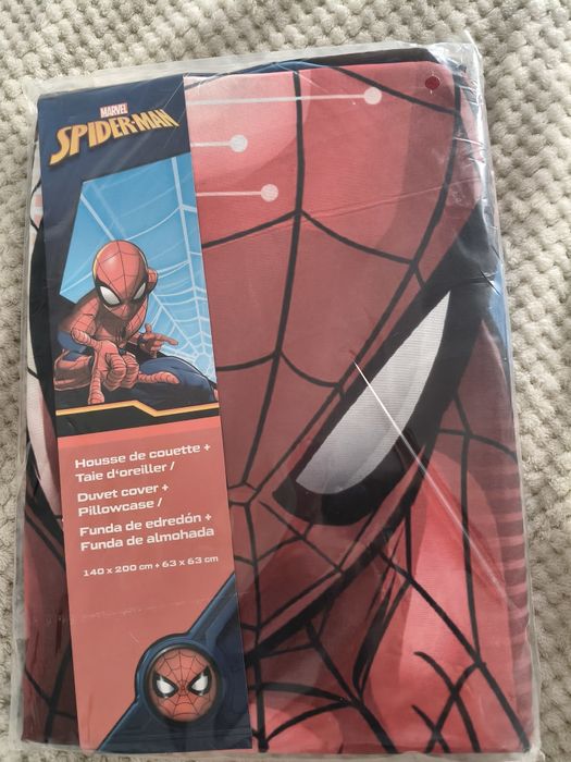 Capa de edredão nova