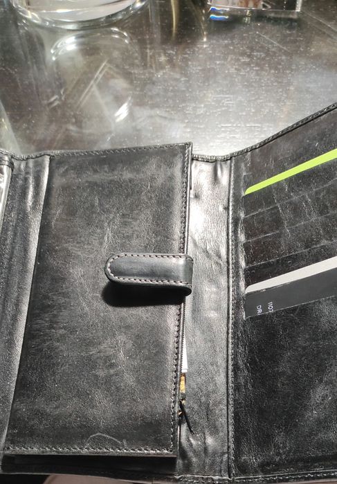 Porta moedas senhora em pele