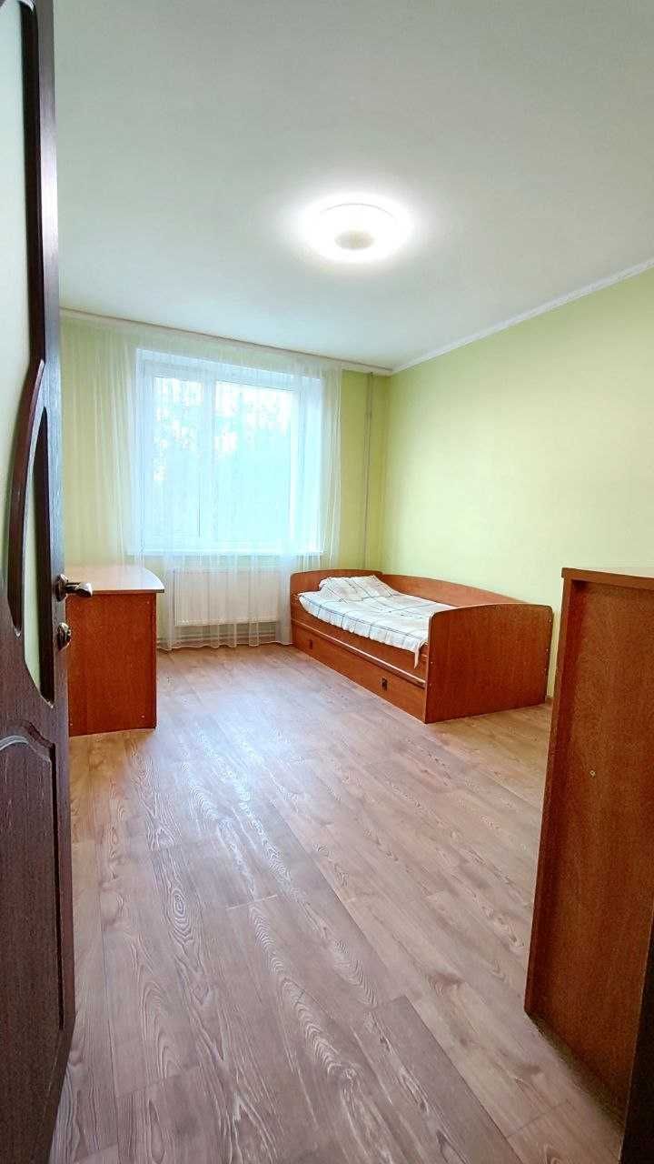 Терміново продам 3-кімнатну квартиру в Дергачах по вул. Садовій
