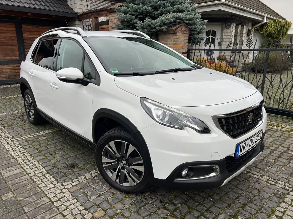 Peugeot 2008 1.2 131KM Półskóra Navi Pdc Led Klimatronik Grz.Fotele Tempomat
