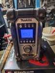 Radio Makita budowlane