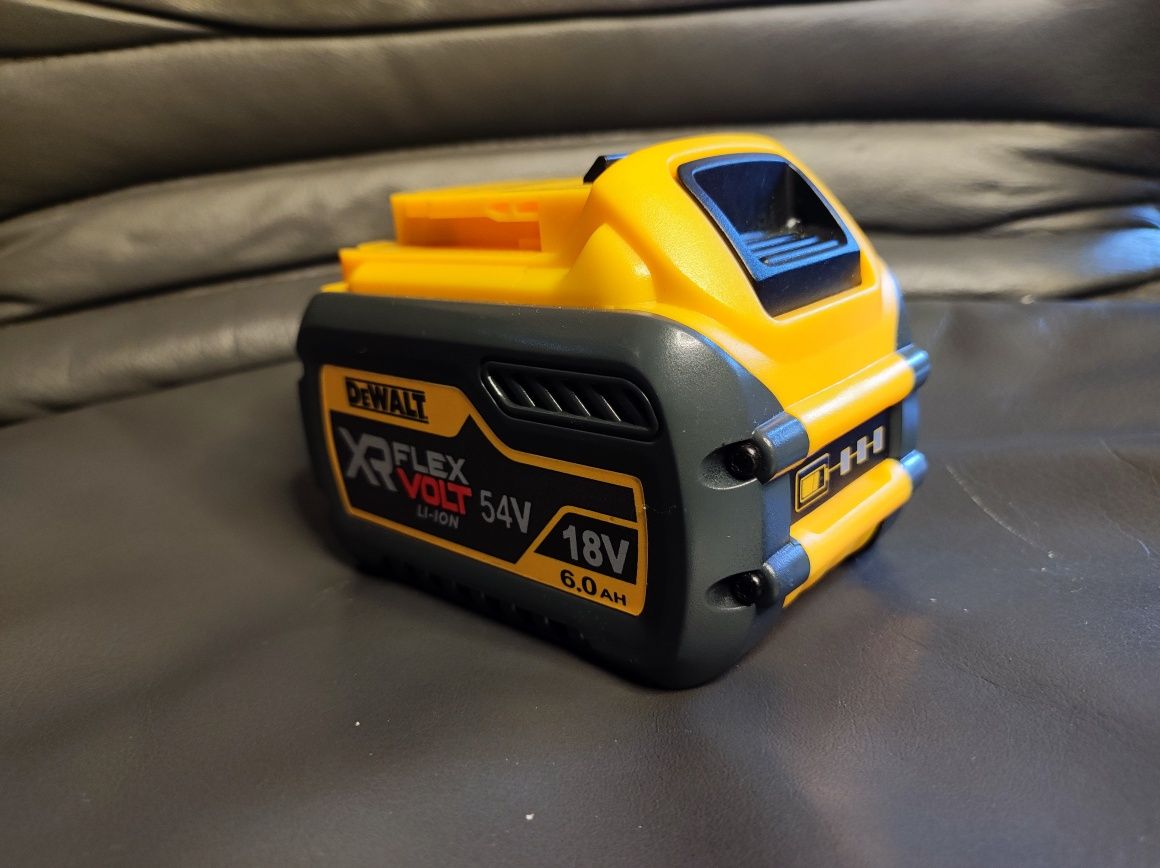 Акумулятор FlexVolt 6.0 ампер DeWalt