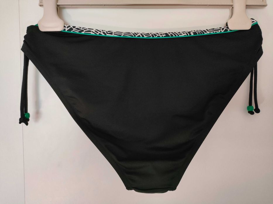 majtki od stroju kąpielowego TRIUMPH w idealnym stanie