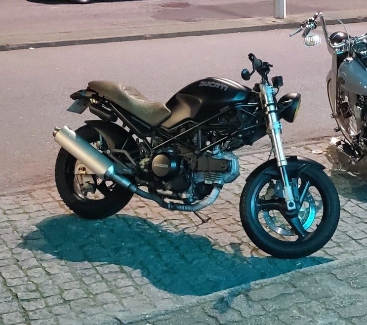 Ducati Monster M600
