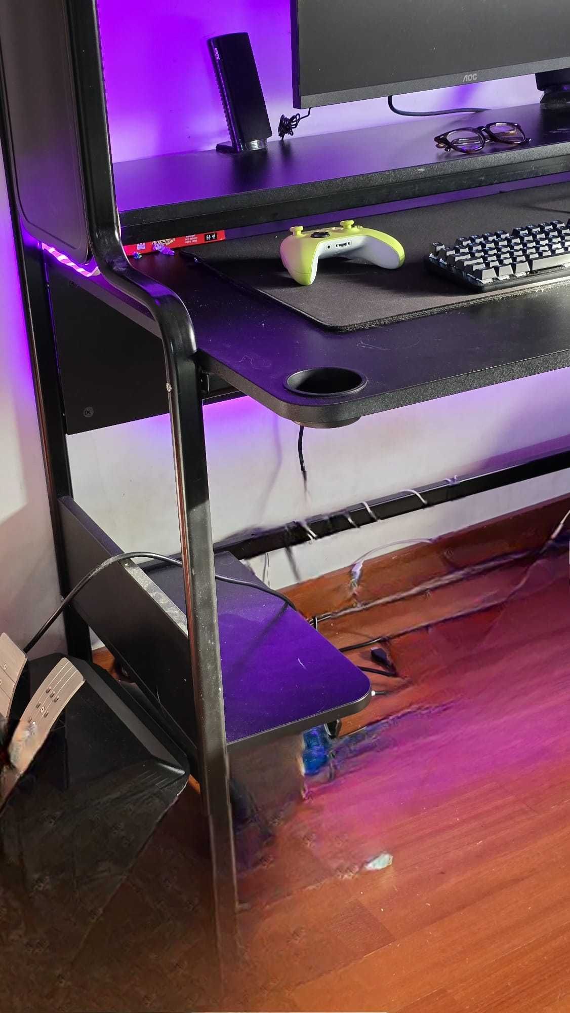Secretária Gaming FREDDE IKEA – Espaçosa, funcional e confortável