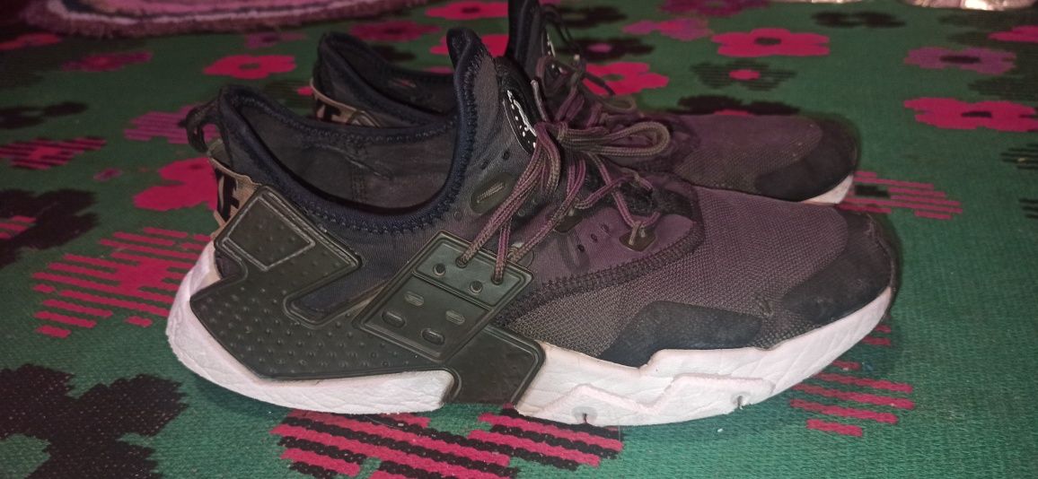 Nike huarache 42 на донос