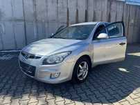 Hyundai I30 1.4 benzyna + gaz 2 komplety kół 2009 rok