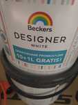 Farba Beckers Designer White