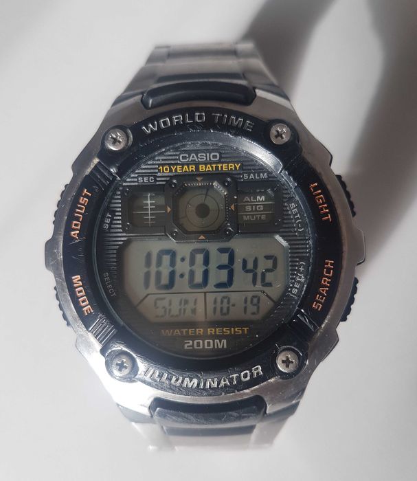 Zegarek Casio AE2000W
