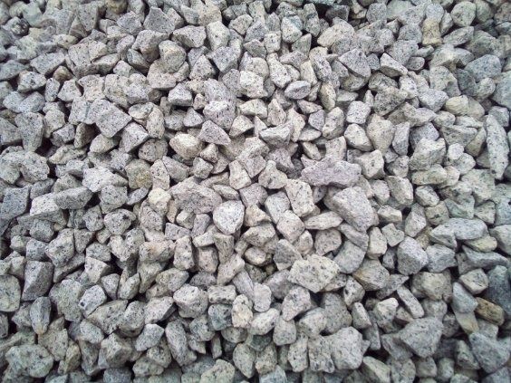 Kamień Grys dekoracyjny granit dalmatyńczyk