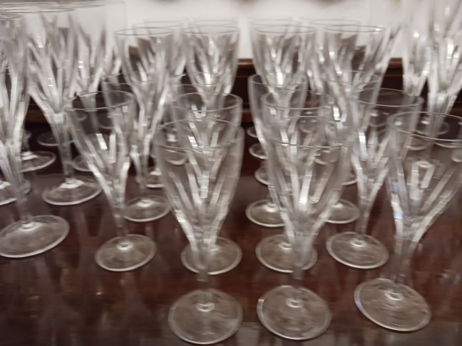 Copos novos  de cristal da Atlantis