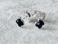 Tous nowe kolczyki color mini miś 0.4 cm