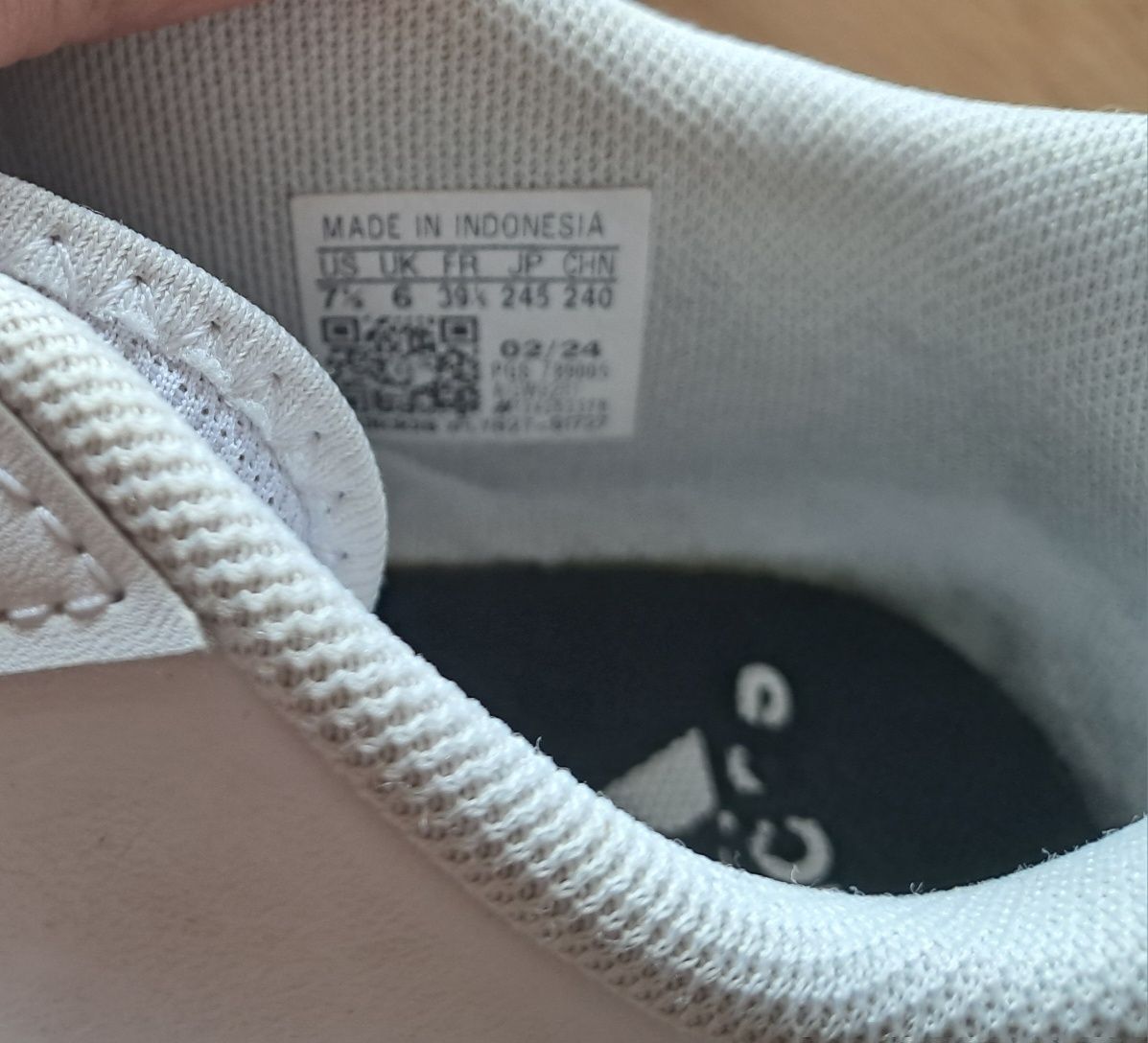 Buty adidas rozmiar 39 1/3