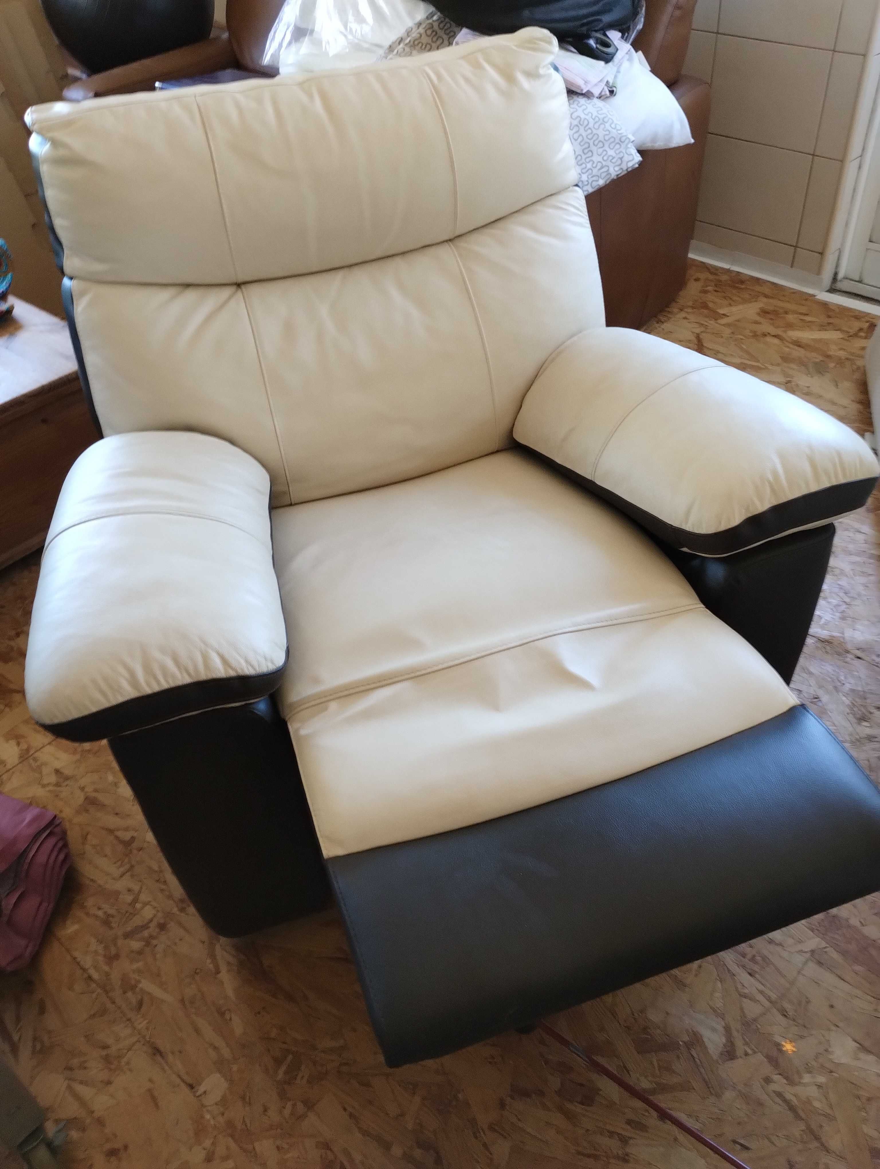 Poltrona Relax em pele
